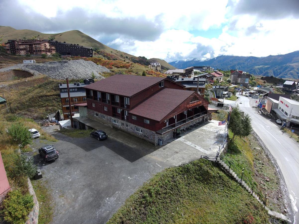 Gudauri Hut Hotel Exterior foto